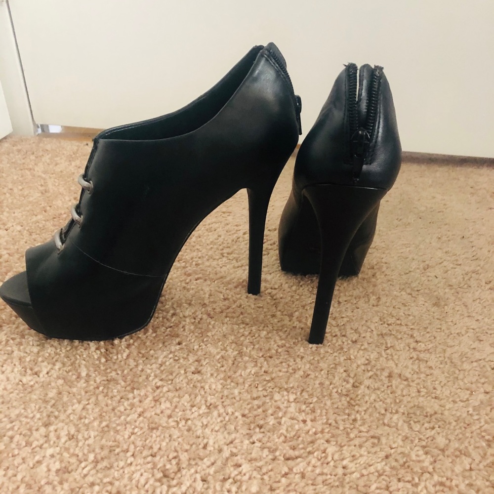 Pumps - Picture 3 of 3